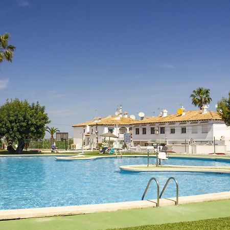 Bungalow Pink Palm Beach Torrevieja Eksteriør bilde