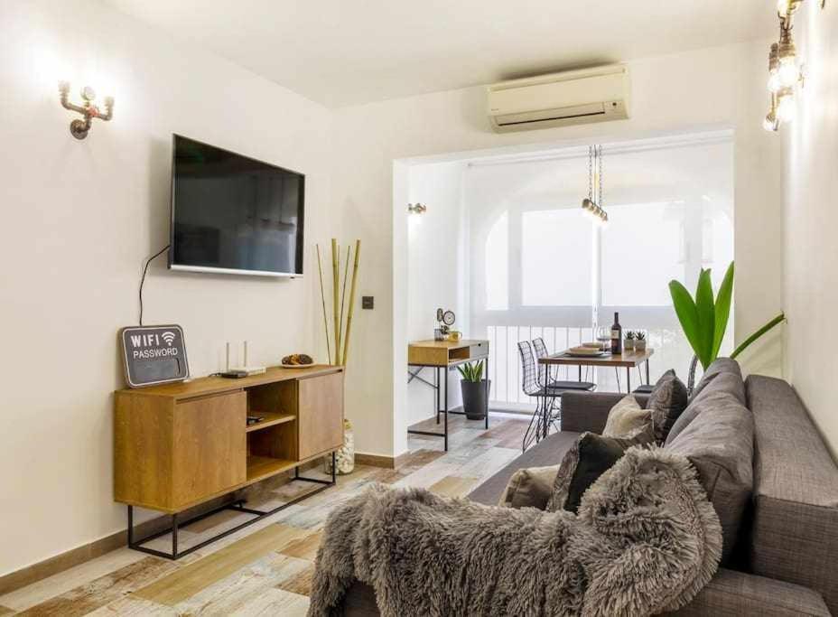 Bungalow Pink Palm Beach Torrevieja Eksteriør bilde