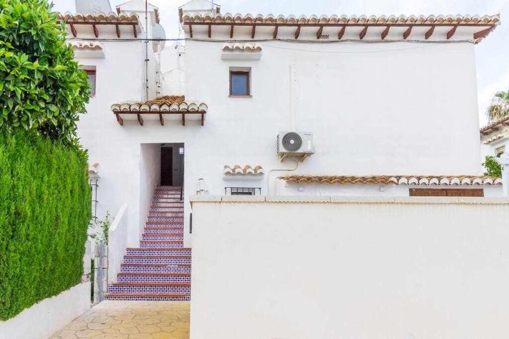 Bungalow Pink Palm Beach Torrevieja Eksteriør bilde